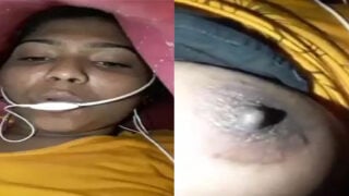 Bangla village girl boobs pussy show